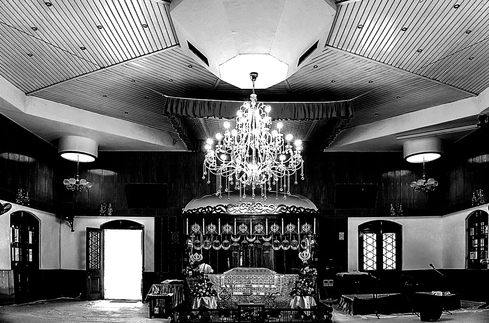 Interiors BnW (3)-min